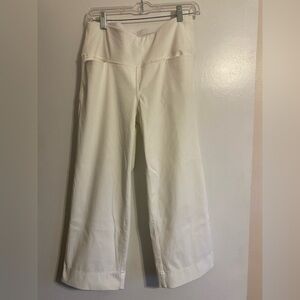 J. Jill White Wearever Smooth-Fit Cropped Knit Jeans- Size Petite Small